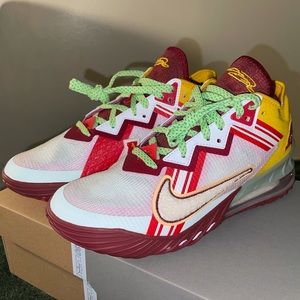 Nike Lebron 18 Low Higher Learning. Sz 8.5